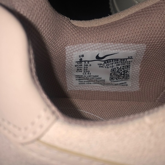 Wmns Air Force 1 Sage Low ‘Particle Beige’ - Picture 5 of 5